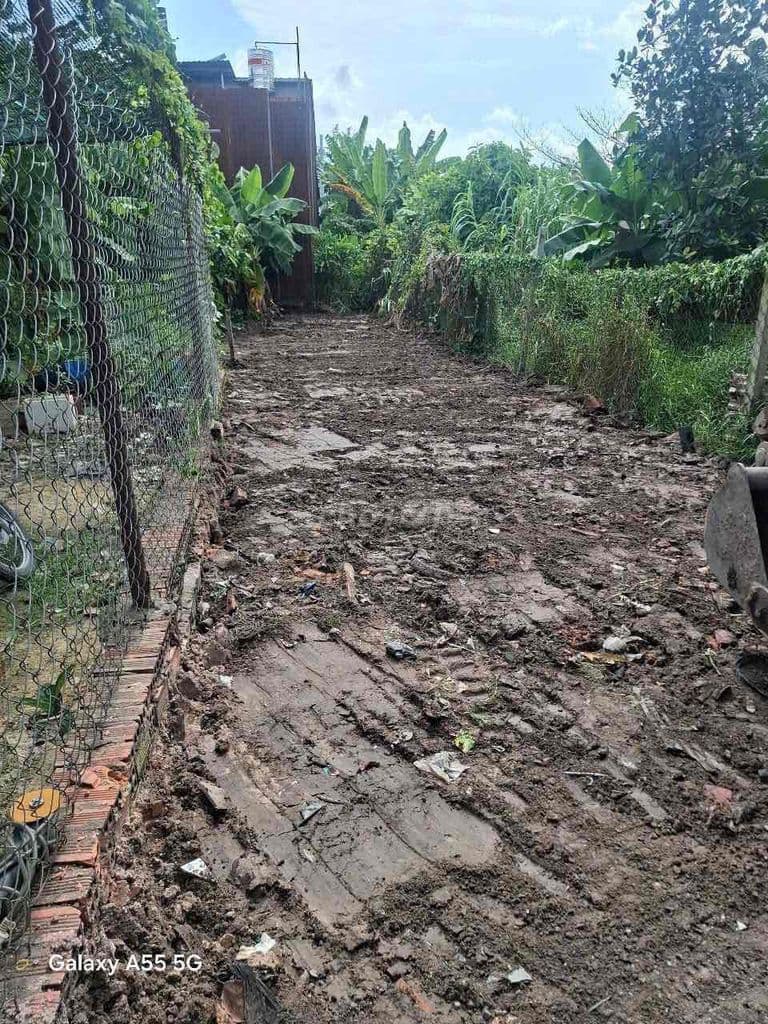 Bán đất hai mặt tiền gần khu công nghiệp tân bình