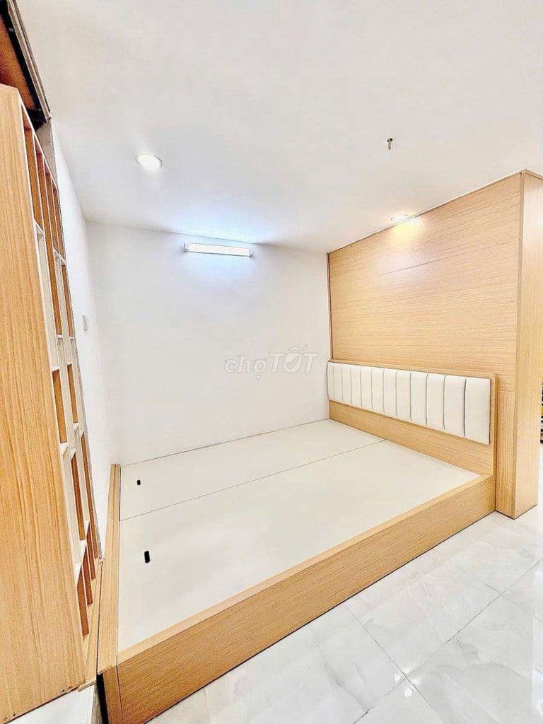 Hơn 2 tỷ Tập thể phố Lò Đúc, tầng 2 50m 2PN, mặt ngõ ô tô đỗ cửa, SĐCC - Ảnh 3