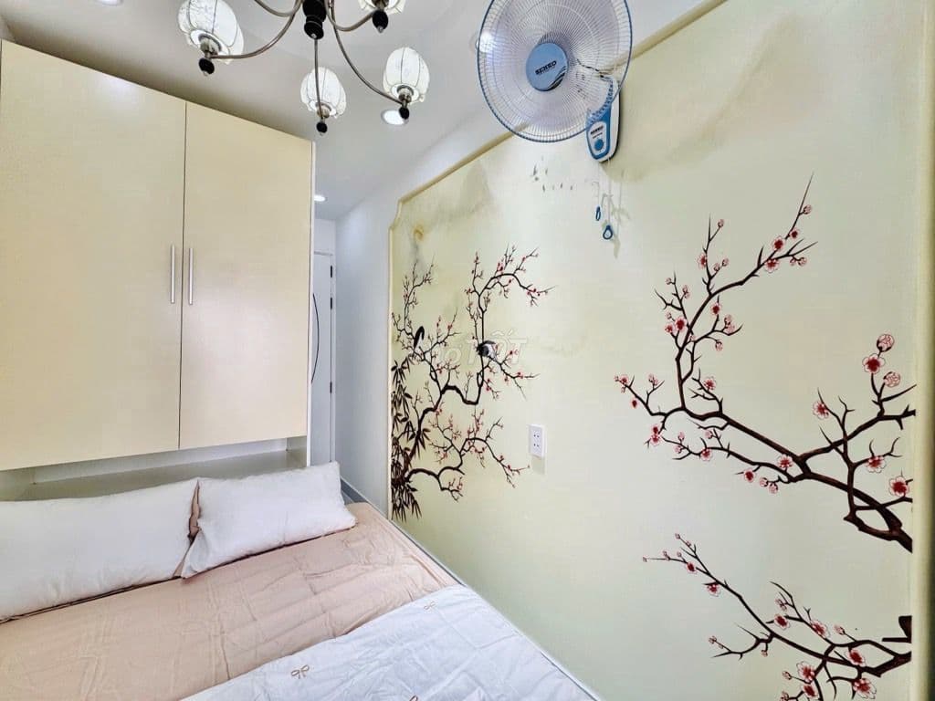 2.99t, 3 tầng, hẻm rộng, 2pn, 3wc, full nội thất , gần Nguyễn Văn Công