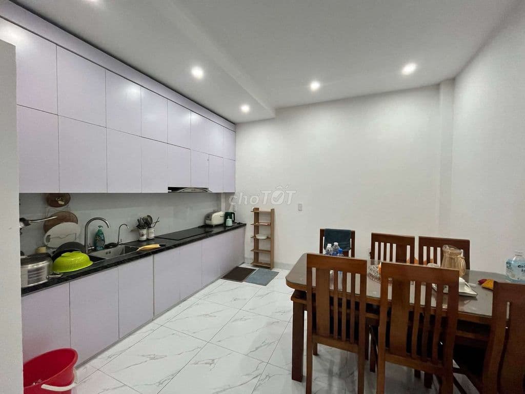 TT Cầu Giấy, 3 gác đỗ cửa, 1 ngoặt ngắn ra phố, thoáng sáng 40m*5T - Ảnh 2