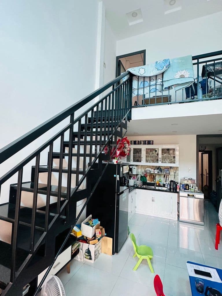 Nhà Đẹp Quận 12 Sát Gò Vấp, DT 53m², 2PN 2WC, Hoàn Công Đủ Chỉ 3,xTỷ