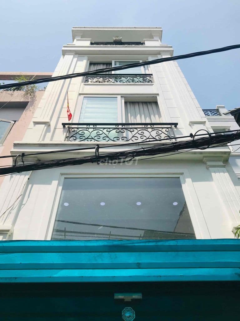 Nhà Hẽm Xe Hơi 4,2m x 13m gồm 3Lầu S.T 5phòng Đường Trần Bình Trọng