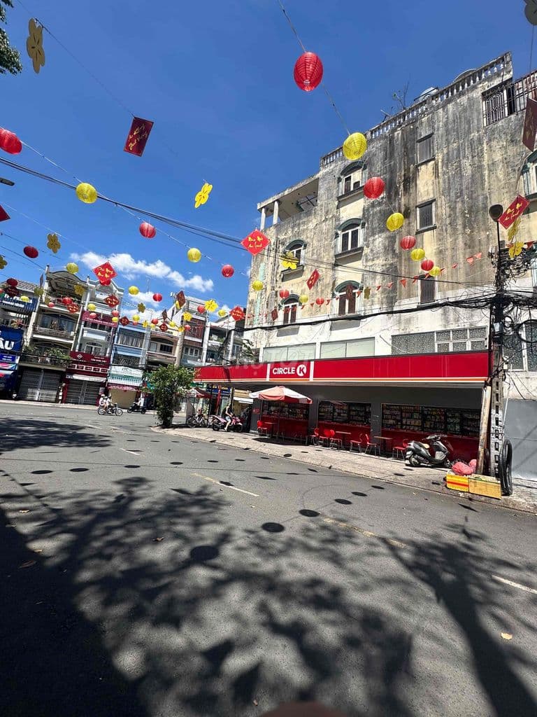 Siêu Phẩm căn Góc 2 Mặt Tiền Bình Phú và đường số 8. Đang cho thuê - Ảnh 2