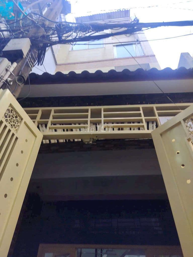 BÁN NHÀ NGUYỄN TRÃI Q5