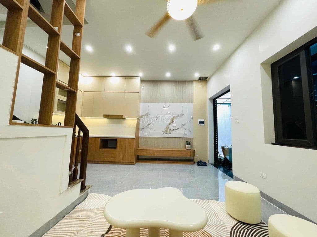 bán Nhà 5 tầng ở 193 Cầu Cốc chỉ hơn 6 tỷ - Ảnh 2