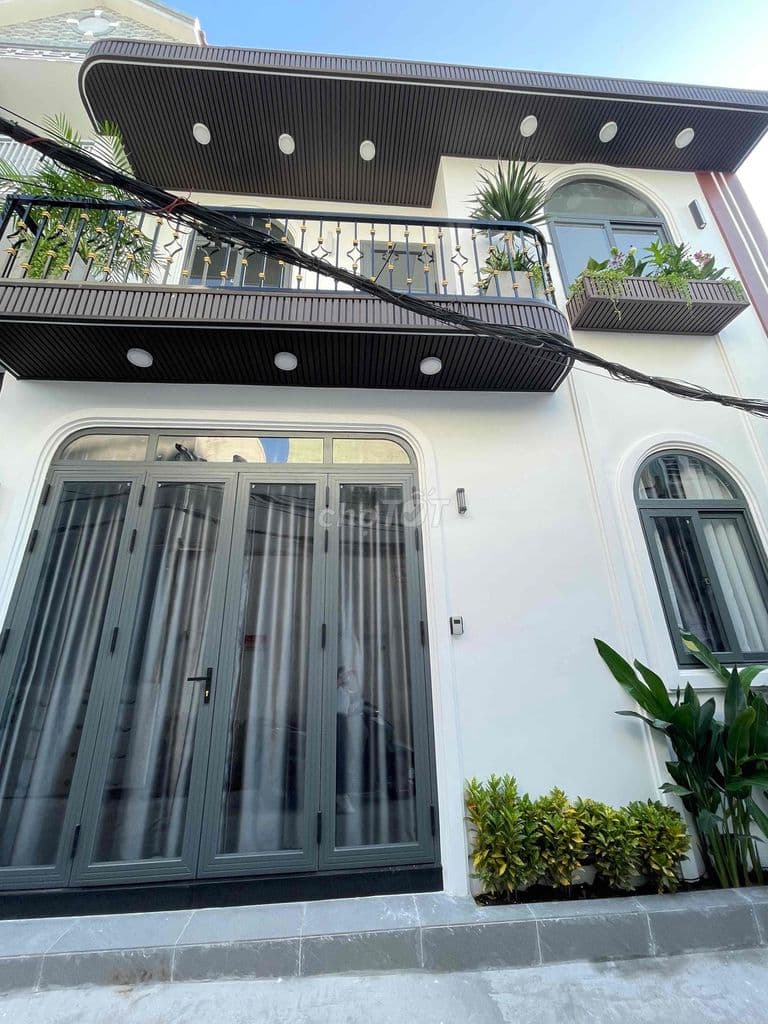 NHÀ PHỐ HIỆN ĐẠI - KHU DÂN CƯ HIỆN HỮU - HẺM 3,5M 88 NGUYỄN VĂN QUỲ