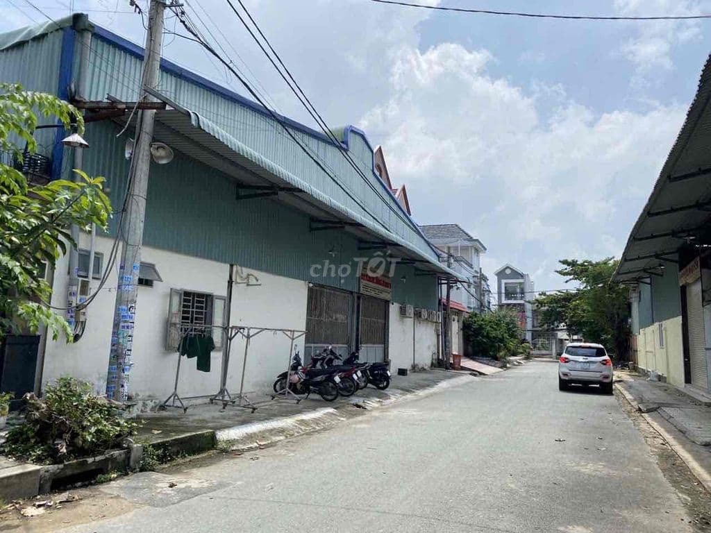 BÁN NHÀ XƯỞNG 550m2 TẠI PHƯỜNG HIỆP BÌNH PHƯỚC THỦ ĐỨC