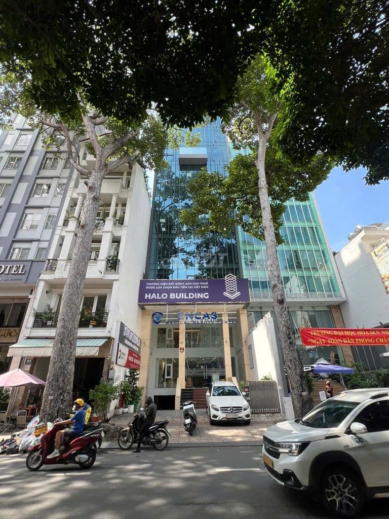 Văn phòng cho thuê đẹp 91 Cao Thắng - gần ĐH Hoa Sen, Giá 39 triệu!