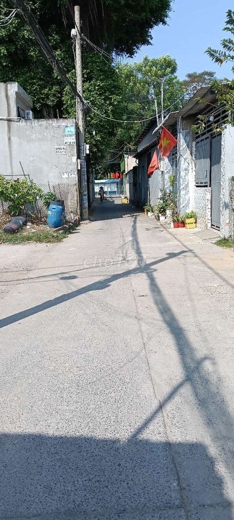 BÁN NHÀ ĐÚC LỬNG HẺM XE HƠI - Ảnh 2