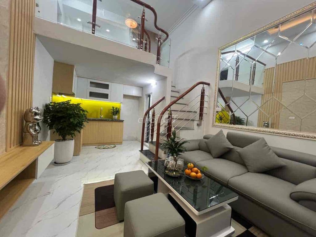 Bán nhà Trần Khát Chân - cách phố 10m ngõ thông , diện tích rộng - Ảnh 2