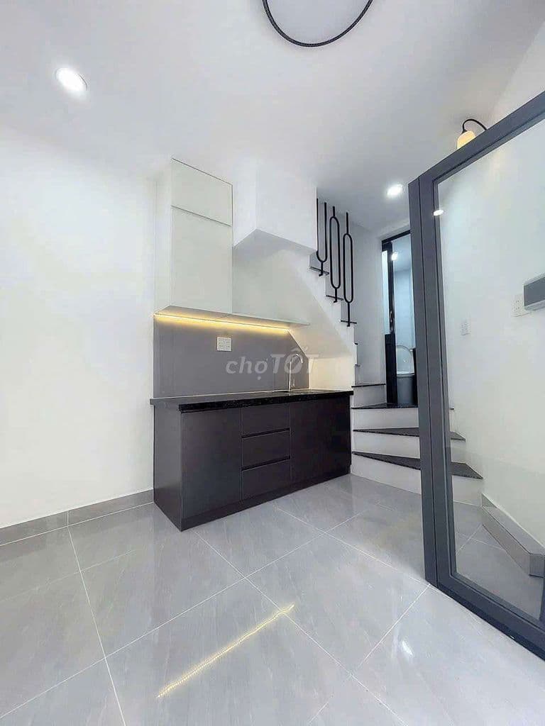 Nhà đẹp hẻm Âu Cơ - 2 Lầu - Ảnh 2