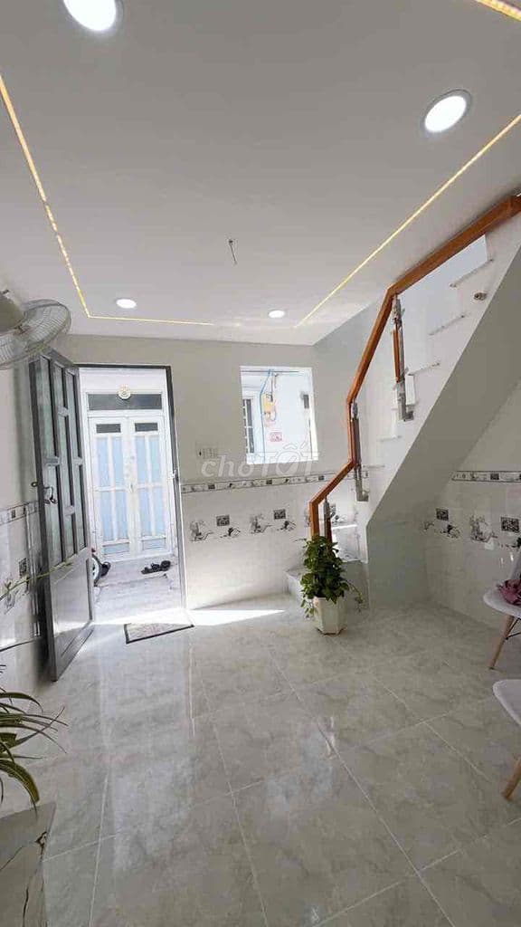 chính chủ cần bán nhà gần chợ, vị trí đẹp, khu dân cư - Ảnh 2