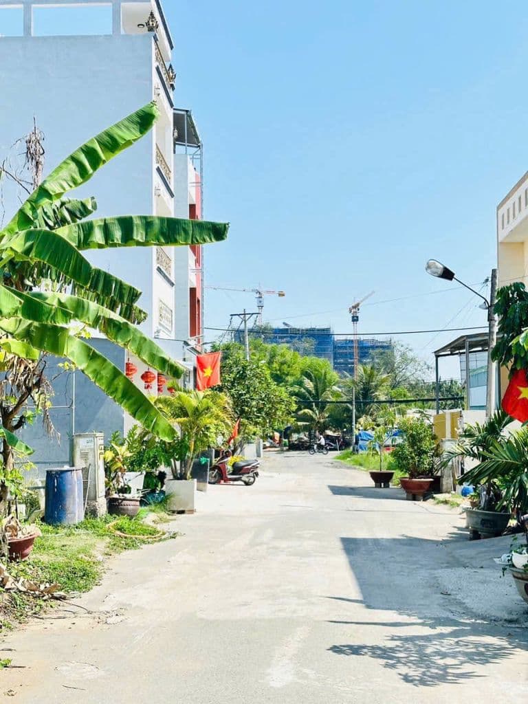 Bán 80m2 đất KDC Hoàng Hoa ngay ngã tư Nguyễn Bình - Lê Văn Lương - Ảnh 2