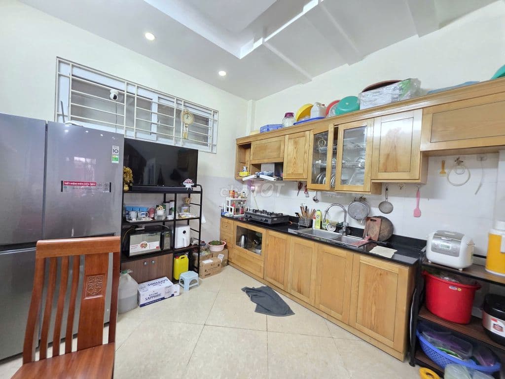 🏡 Bán nhà phố Nguyễn Khánh Toàn 40m2 5 tầng ô tô đỗ cửa giá 12,2 tỷ - Ảnh 2