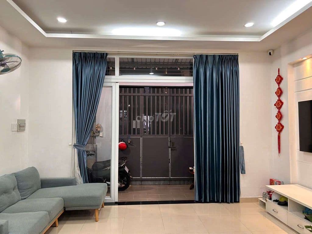 Nhà 1 lầu sổ riêng khu dân cư Long Thới Nhà Bè, giá 5 tỷ 350 .