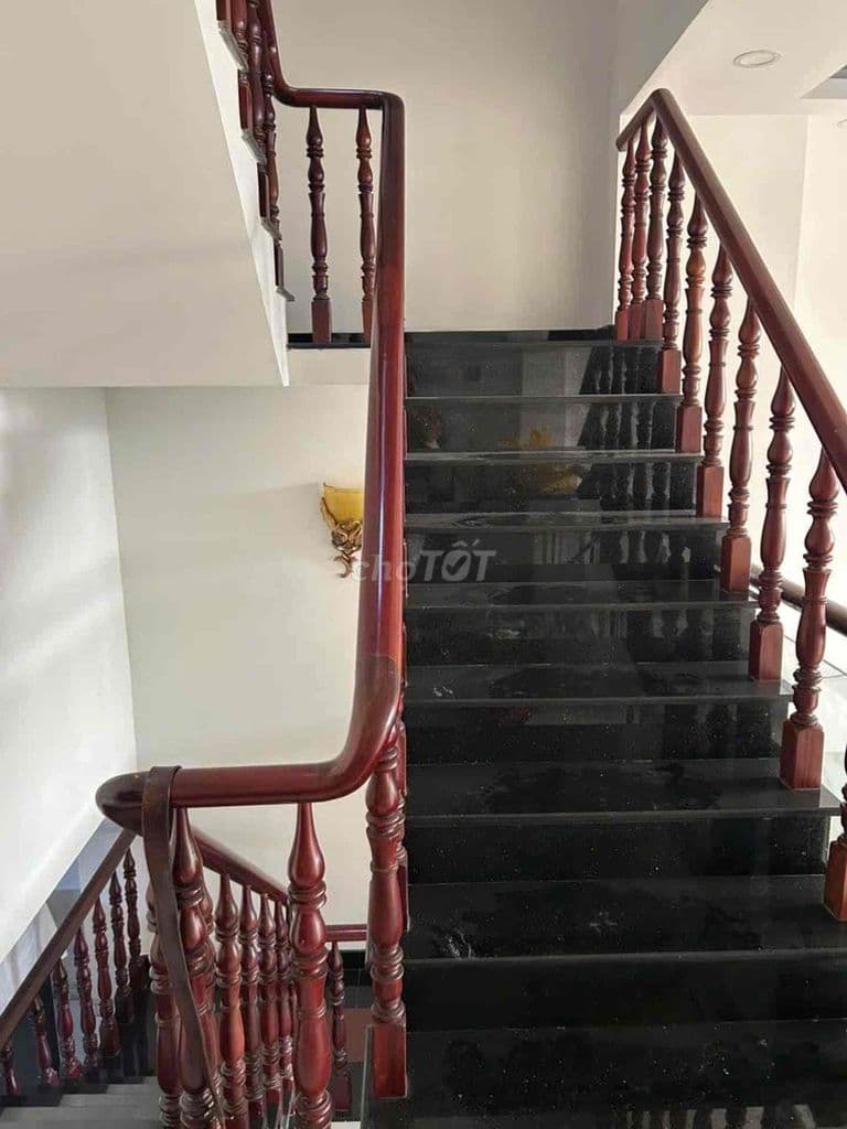 NHÀ ĐẸP - VỊ TRÍ ĐẸP - XE HƠI NGỦ NHÀ - 3 TẦNG BTCT + 9 PHÒNG TRỌ - Ảnh 3