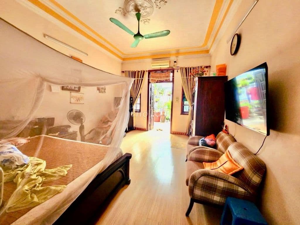 Hào Nam, lô góc, 10m mặt phố, ngõ thông tứ tung, 46m2*5t, ở ngay - Ảnh 2