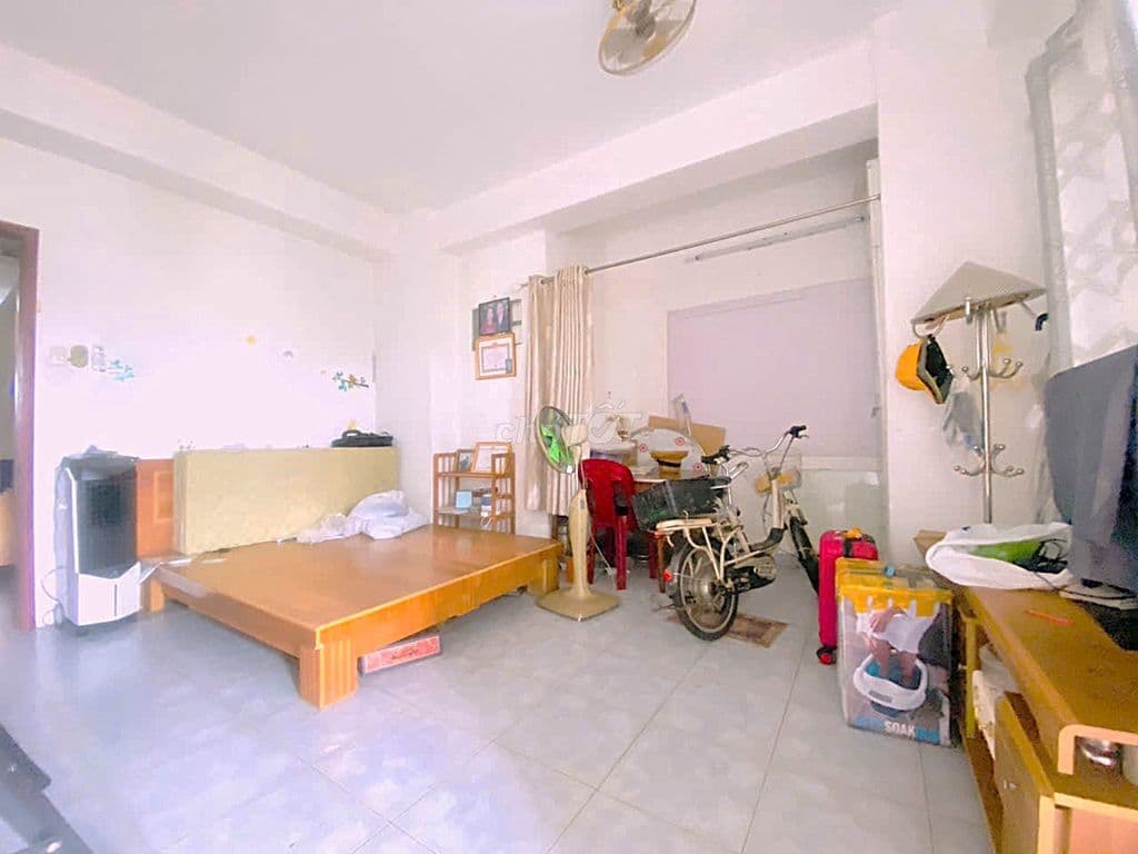 Căn Hộ 3PN Lầu 1 Có Ban Công Riêng Phòng Khách Lớn (còn TL) - Ảnh 3