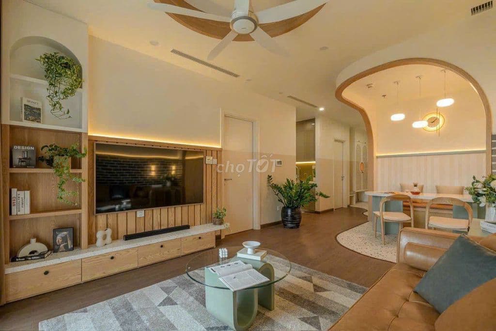 Bán gấp căn 2PN 70m² tầng trung, full nội thất giá 7.7 tỷ - GreenBay - Ảnh 3