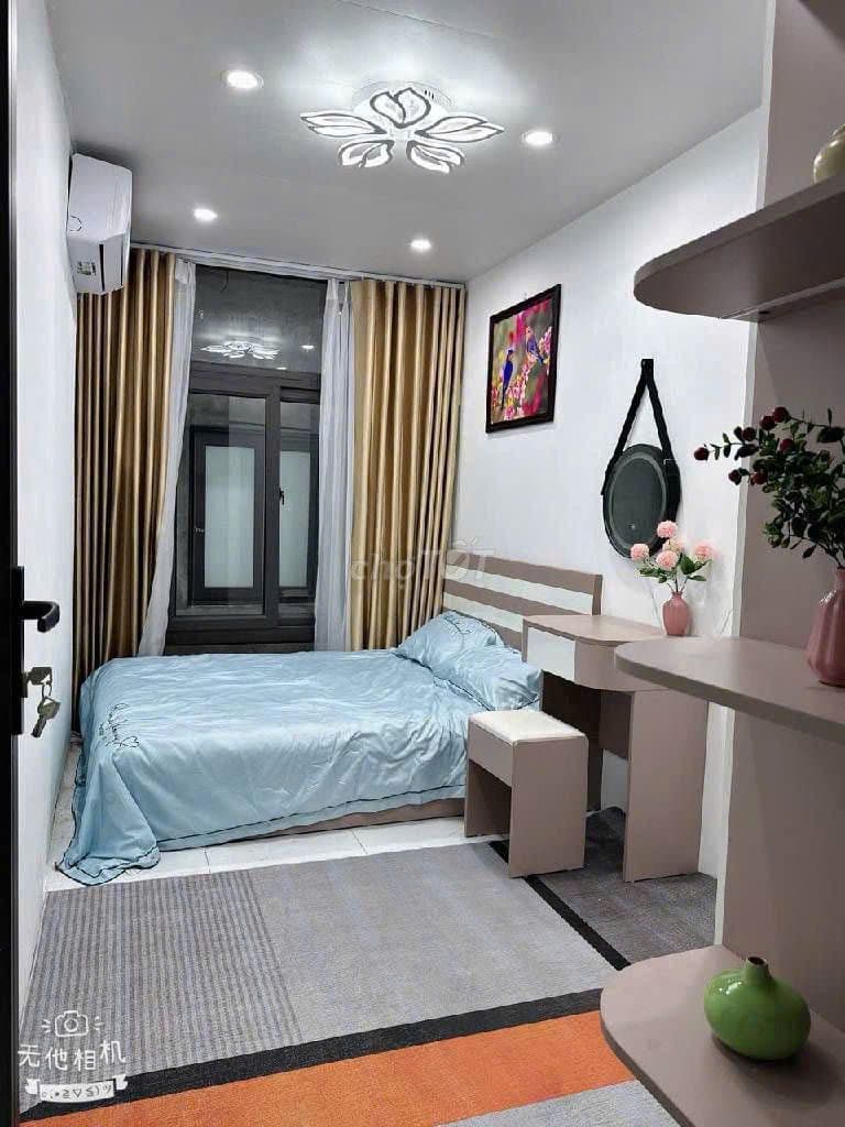 Bán nhà Hồng Mai : 5 Tầng SĐCC 4,3 Tỷ ( CTL )