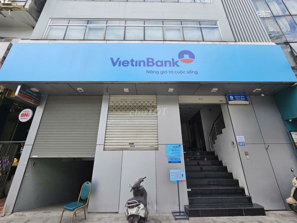 Cho thuê 3 tầng nhà mặt phố Xã Đàn, gần ngã 5 Ô Chợ Dừa