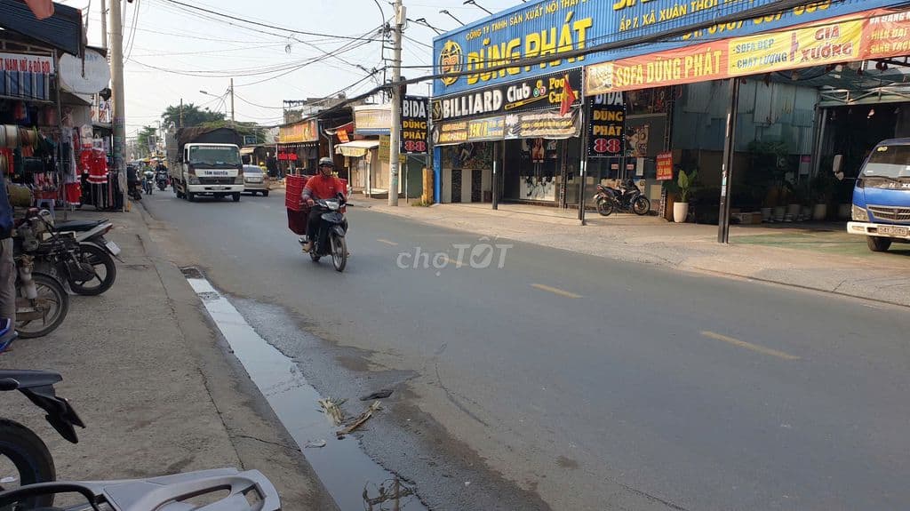 HOT-Nhà đẹp DT 5m*32m, có lửng, mặt tiền Phan Văn Hớn, gần chợ Đại Hải - Ảnh 2
