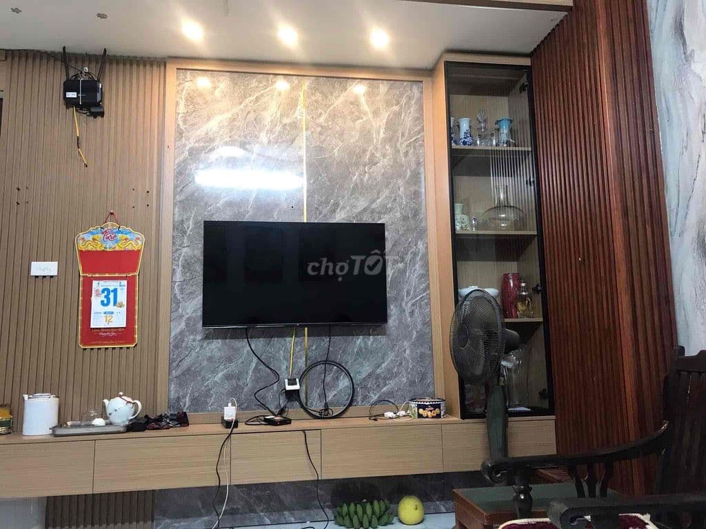 Giảm 300 triệu căn CC sổ hồng 100m2; 3N;2VS mặt phố Tân Mai -Hơn 4tỷ