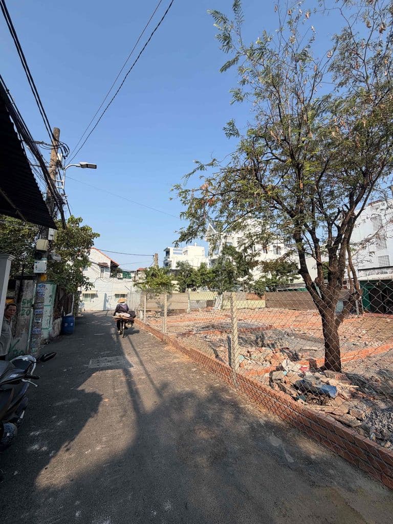 CHỦ BÁN 2 Lô ( 5,5 x17,6 ) NGAY VẠN PHÚC CITY - Ảnh 2