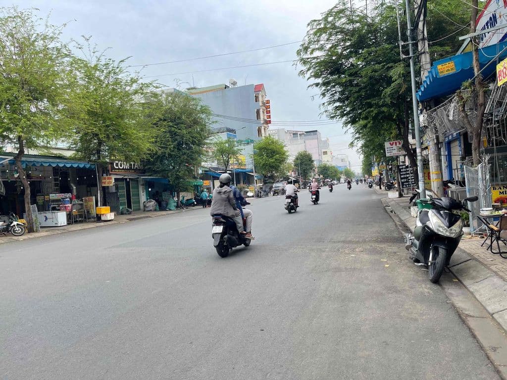 HẺM Ô TÔ,4.5x15M. 4 TẦNG,DÒNG TIỀN~ 25T,CHỢ PHẠM VĂN BẠCH, 6.XTỶ