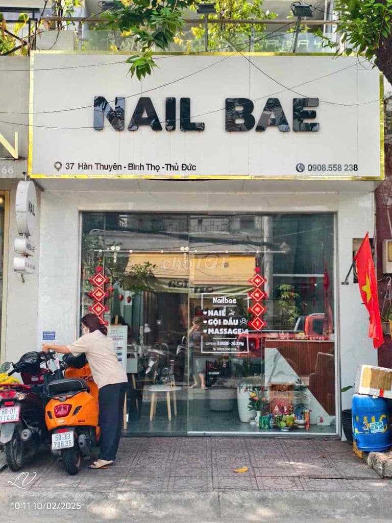 Mặt tiền Hàn Thuyên