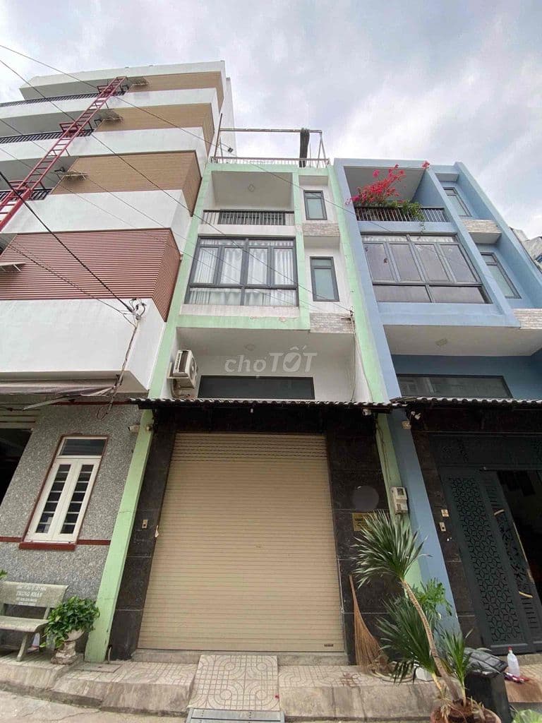 GIẢM 700tr NHÀ 4 TẦNG 4.7 x 11m - HẺM 8m TL 15 NGAY NGÃ 4 VƯỜN LÀI