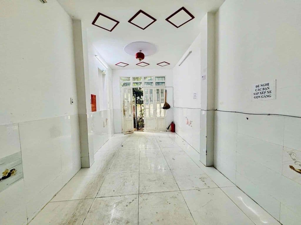 6,5 TỶ TL Nhà 3 tầng BTCT 60M2 hẻm xe hơi bình thạnh giáp phú nhuận - Ảnh 3