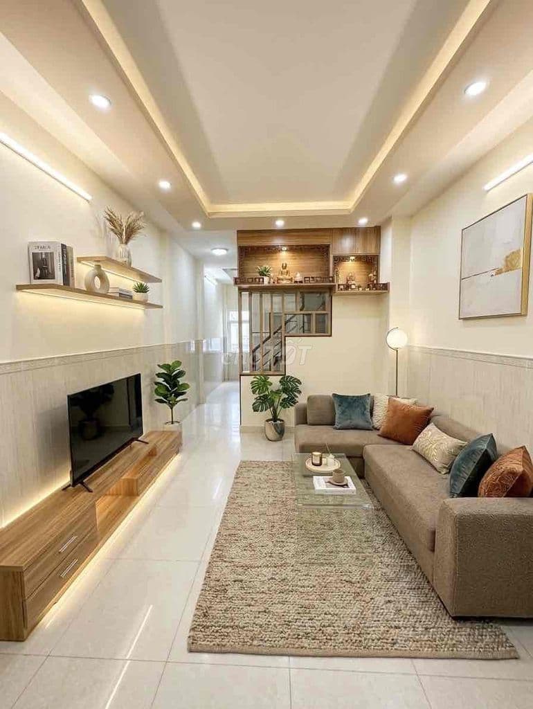 SÁT HẺM OTO NHÀ VĨNH HỘI Q4–3.9 x10.5M – 4,2 TỶ vuông vức đẹp 2TẦNG