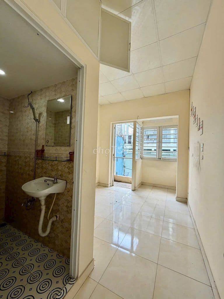 NHÀ HẺM XE TẢI - P5,TÂN BÌNH - KHU VIP HOÀNG SA-GIÁ 6T75 - Ảnh 3