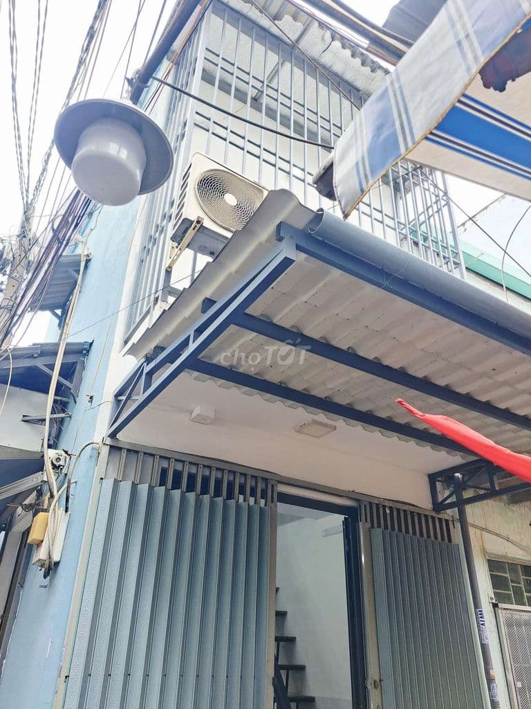 Huỳnh Văn Chính 🏘️Nhà 2 Tỷ 300 👉 3 Tầng 2PN / Hẻm xe hơi thông