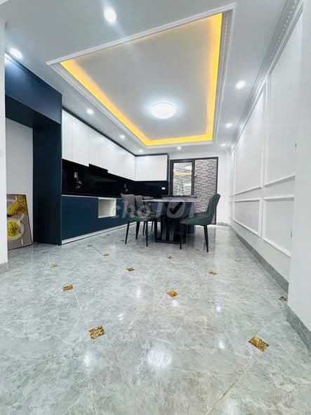 Bán nhà Trung tâm Đại Thanh - Thanh Trì, 50.5m2, 5 tầng, mặt tiền 4m