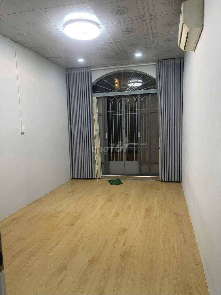 BÁN NHÀ SÁT CẦU CHÁNH HƯNG QUẬN 8, 45M2, 2 TẦNG, HẺM OTO, SHR,5T NHỈNH - Ảnh 2