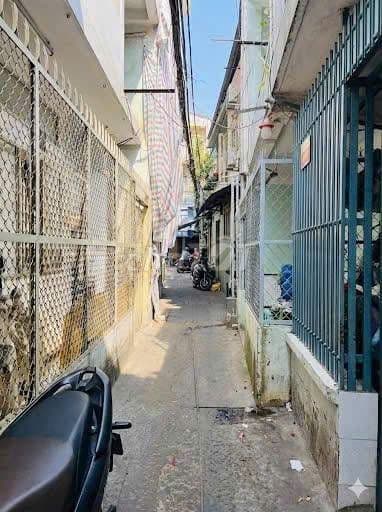 Bán nhà cách mặt tiền Hưng Phú 10m, 5,1 tỷ, DTS 48m2, tặng nội thất. - Ảnh 2