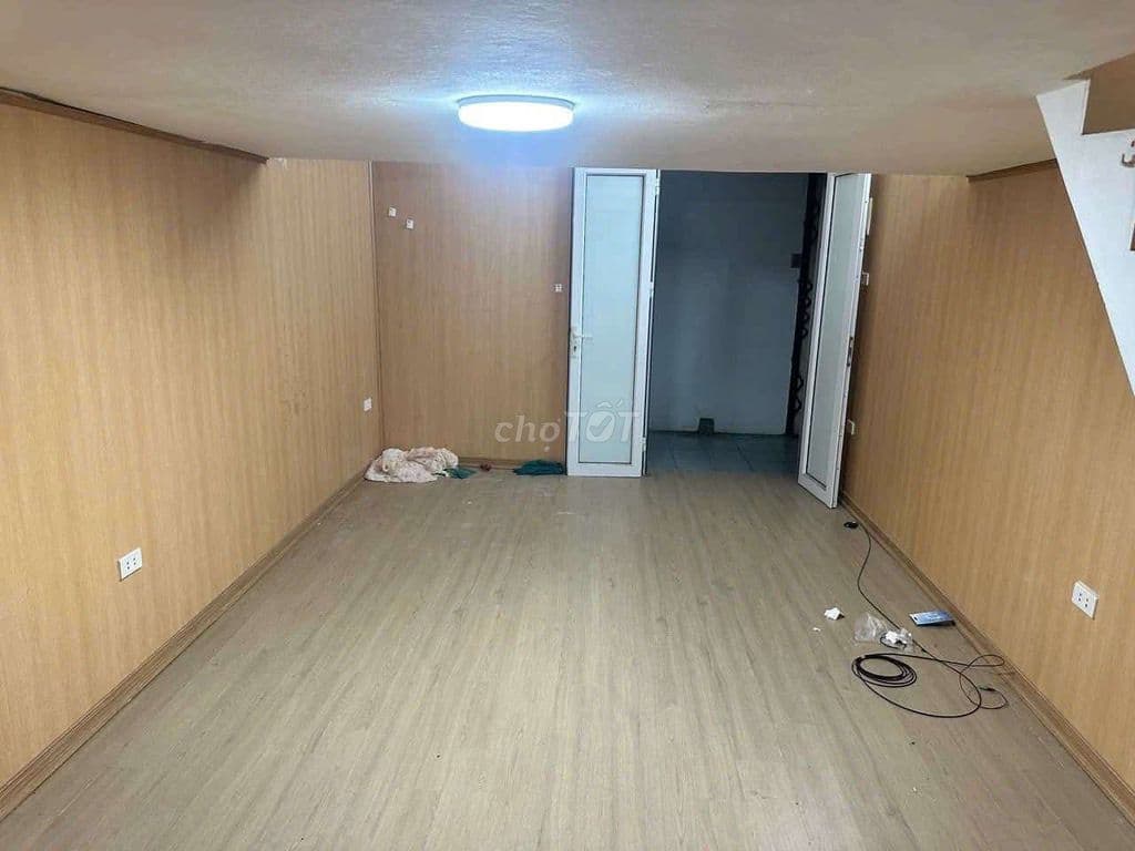 2 tỷ tí Tập thể Thọ Lão, T3 45m 2PN, nguyên bản giá đầu tư, sổ đẹp CC