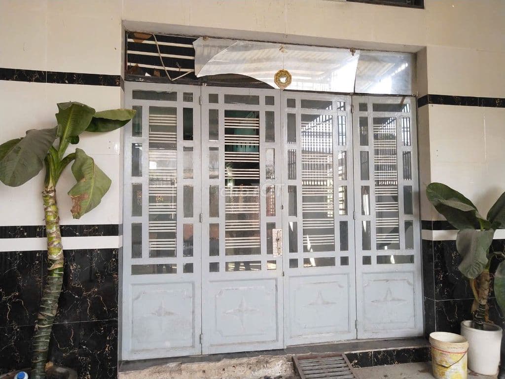 Cần bán gấp nên giảm 500tr còn 6 tỷ