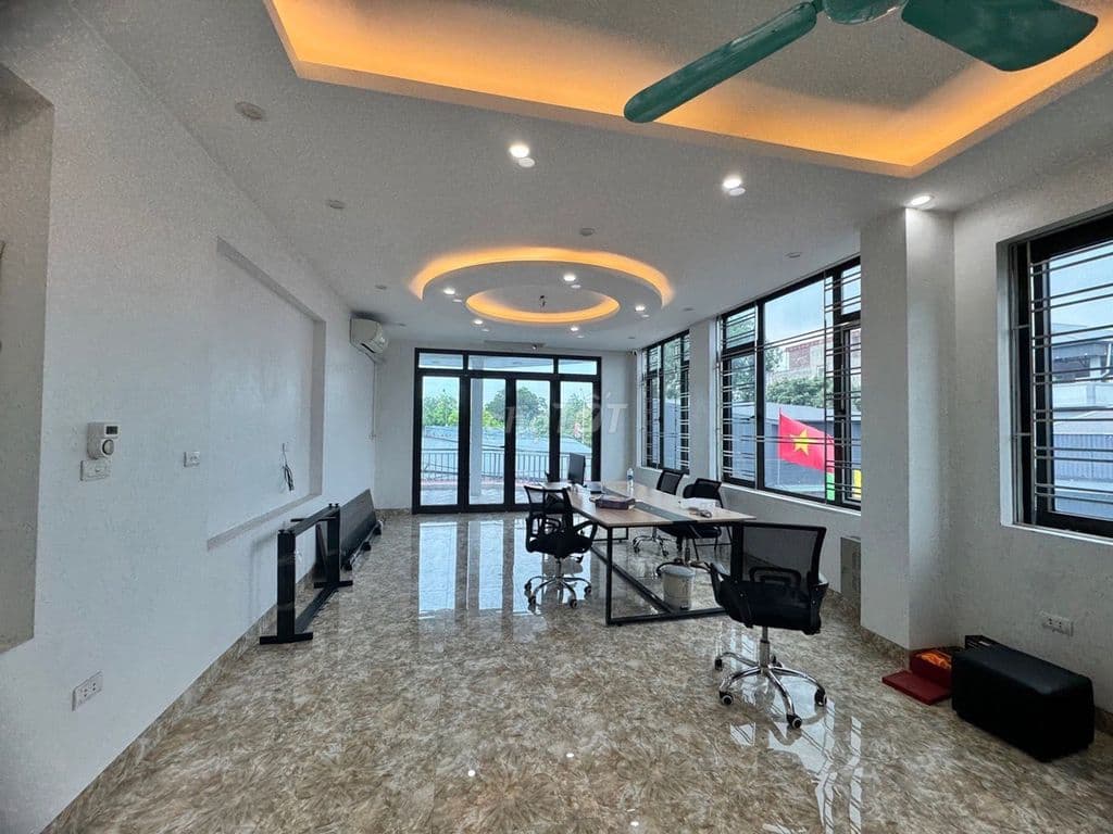 bán nhà đẹp Nam Hồng giá chỉ hơn 10 tỷ - Ảnh 2