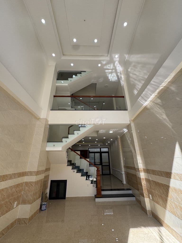 VIP- DUY. NHẤT 1 CĂN CÔNG VIÊN CẠNH NHÀ 60M2 4 TẦNG VEN SÔNG SG - Ảnh 2