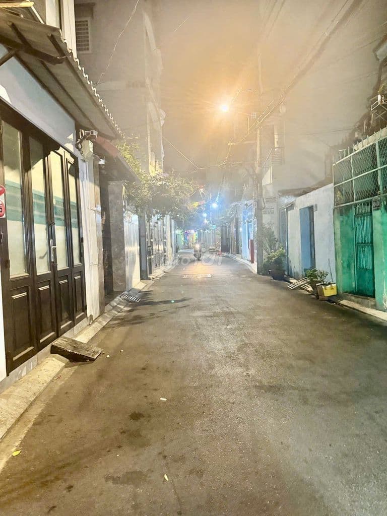 Nhà hẻm xe hơi Nguyễn Kiệm 2 mặt tiền trước sau, 2 tầng 4PN, 76m2. - Ảnh 2