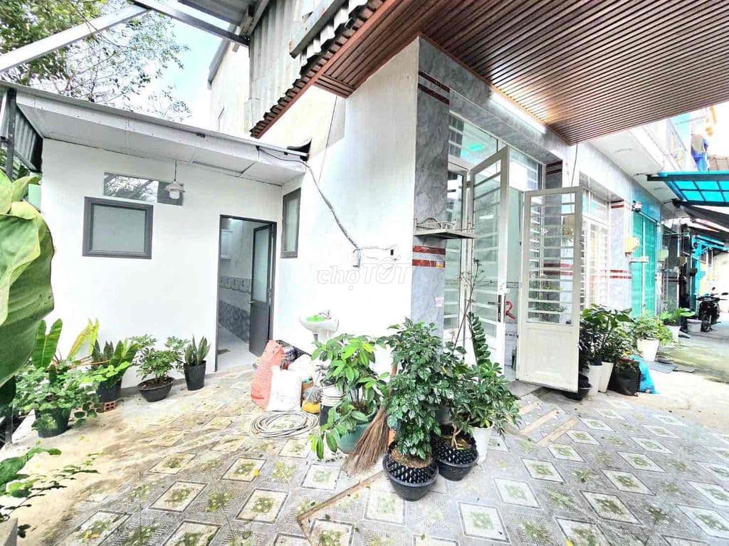 Nhà có sân vườn 3pn Huỳnh T.Phát Nhà Bè
