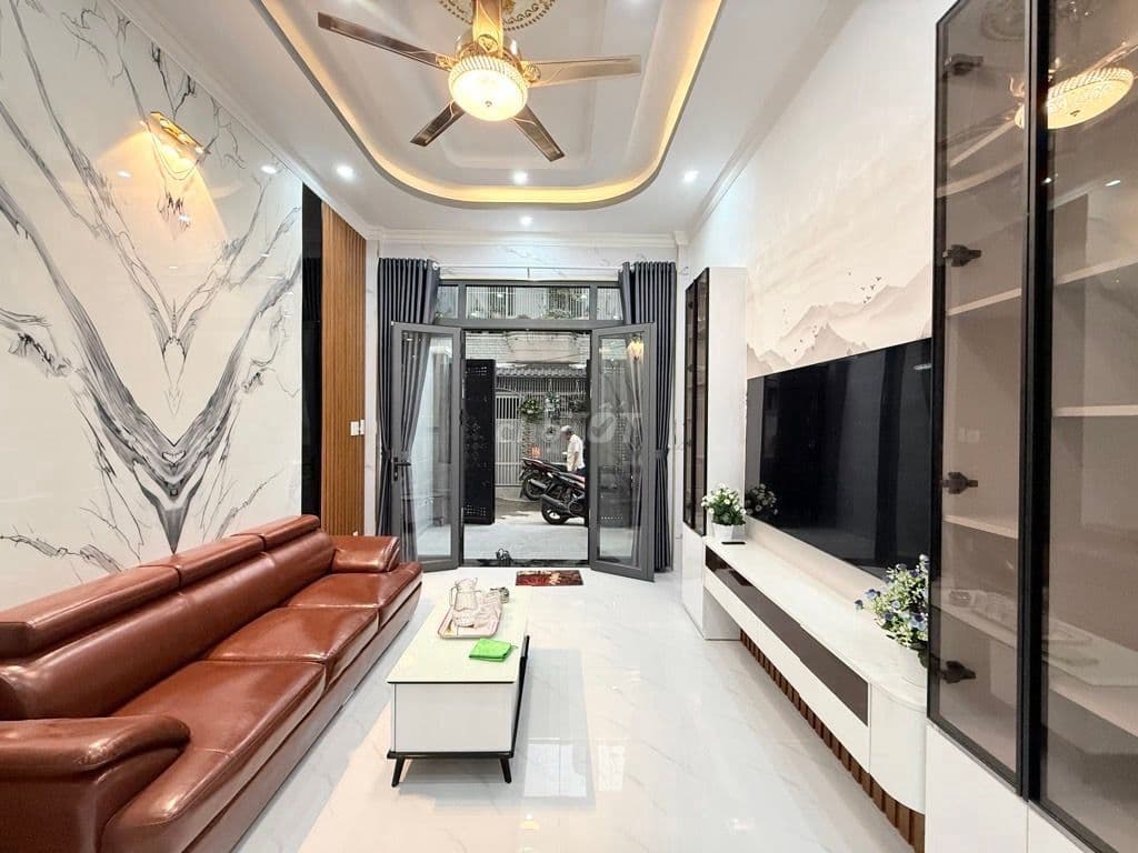 NHÀ XÂY MỚI, 4 TẦNG, HẺM OTO NGAY PHẠM VĂN ĐỒNG- Cvien Gia Định. - Ảnh 2