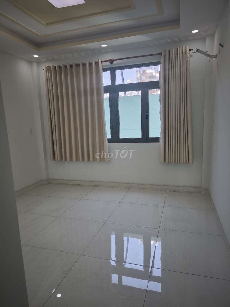 Nhà mới xây chưa ở 4x18 5 tầng trục chính Bình Phú - Ảnh 2