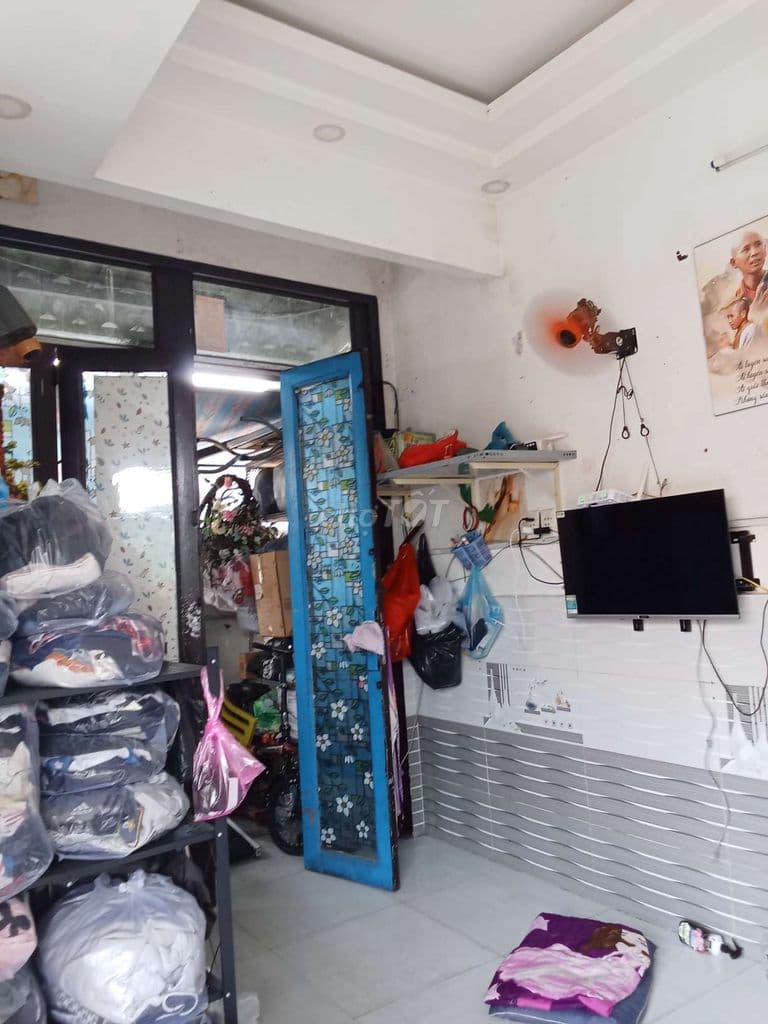 Bán Nhà 98 Nguyễn Thị Thập