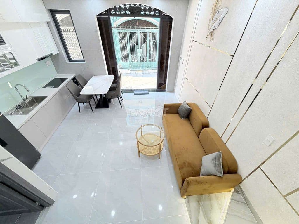 NHÀ ĐẸP GÒ VẤP - FULL NỘI THẤT CAO CẤP - XÁCH VALI VÀO Ở NGAY! - Ảnh 2