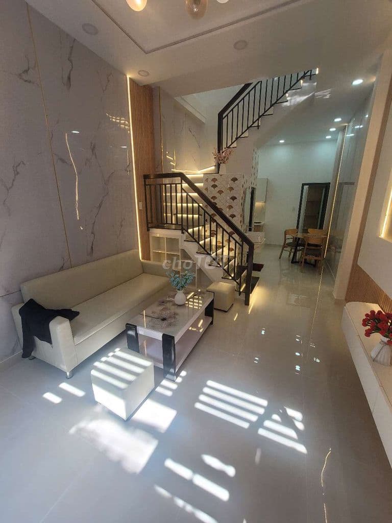 siêu phẩm nhà đẹp 3pn, 3wc, trệt. 1 lầu,ngay chợ tán trụ