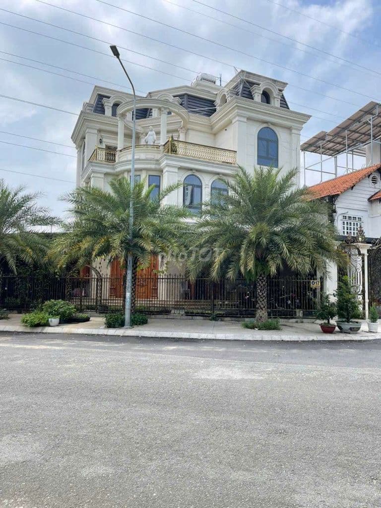 Biệt Thự 251m2 4 Tầng Có Thang Máy View Sông KDC Phú Nhuận - Ảnh 3